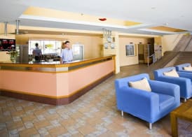 Hotel Oasis 4