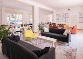 Meet Hostel Cervia 4
