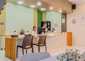 GT Seaside Inn 2