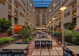 Embassy Suites by Hilton Atlanta Centennial Olympic Park 5
