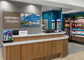 Hampton Inn and Suites Coconut Creek 4