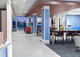 Holiday Inn Express & Suites ELKHORN - LAKE GENEVA AREA by IHG 2