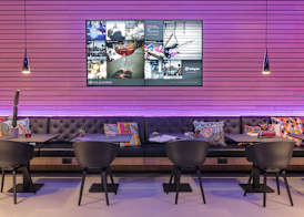 Moxy Edinburgh Airport 3