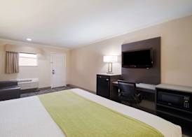 SureStay Hotel by Best Western Rockdale 5