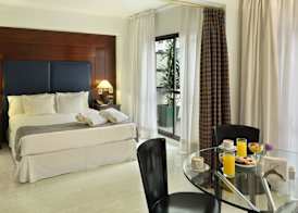 Hotel Dolmen 5