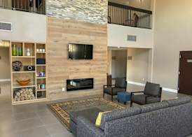 Comfort Suites Shenandoah-The Woodlands 2