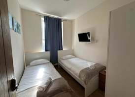 Portobello Rooms by PrimeCityHosts 3