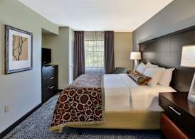 Staybridge Suites LOUISVILLE-EAST by IHG 4