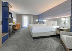 Comfort Inn & Suites at Dollywood Lane 5