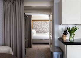 Amsterdam Canal Suites 3
