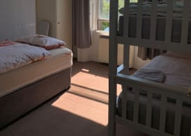 Eden Quay Guesthouse Private Rooms 4