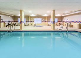 Hampton Inn & Suites Chicago-Libertyville 5