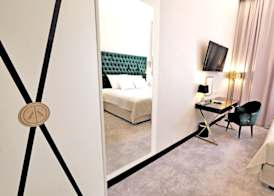 SZEWSKA 22 BOUTIQUE 4