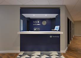 Travelodge Glossop 4