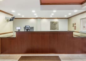Comfort Inn & Suites Charleston Airport Convention Center 3