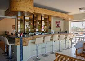 Ivory Hotel 2