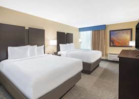 Days Inn & Suites by Wyndham Grand Rapids Near Downtown 4