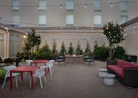 Hilton Garden Inn Philadelphia/Ft. Washington 2