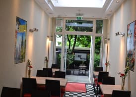 Alp Hotel 4