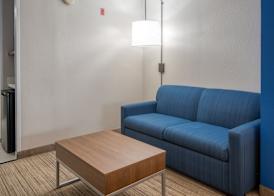 Holiday Inn Express & Suites GREENVILLE by IHG 5