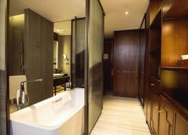 HUALUXE Wuxi Taihu by IHG 3