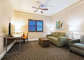 Radisson Resort at the Port 4