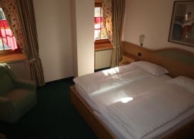Hotel Alpina 4