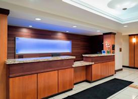 Fairfield Inn & Suites by Marriott State College 2