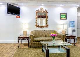 Econo Lodge Martinsville 4