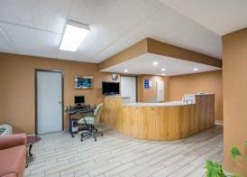 Days Inn by Wyndham Hurricane Mills 2