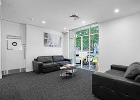 Comfort Apartments Melbourne Central 3