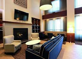 Hampton Inn & Suites by Hilton Laval 4