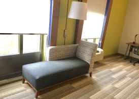 Holiday Inn Express & Suites HOUSTON - MEMORIAL PARK AREA by IHG 4
