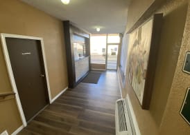 Red Carpet Inn & Suites 4