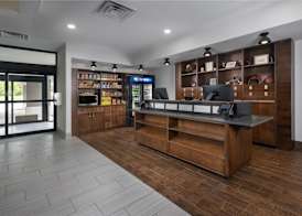 DoubleTree by Hilton Kansas City Airport 4