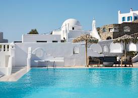 Mykonos Lolita, a Resort to Live 4