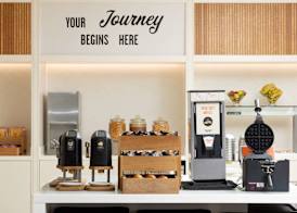 Hampton by Hilton London Gatwick Airport 5