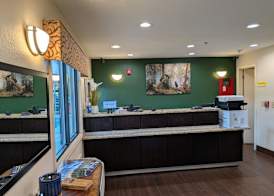 Quality Inn 4