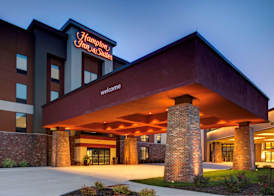 Hampton Inn & Suites by Hilton Pittsburg Kansas Crossing Casino near PSU 2