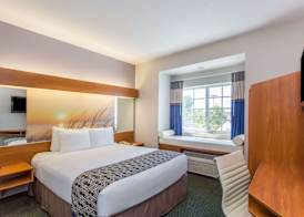 Microtel Inn & Suites by Wyndham Port Charlotte Punta Gorda 4