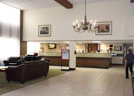 Clarion Hotel & Conference Center Lansing West 4
