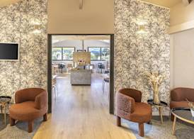 Sure Hotel by Best Western Nimes Est 2