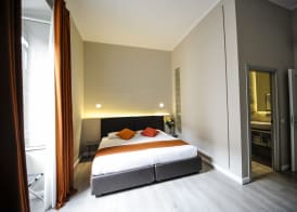 The Roman Empire Guesthouse 5
