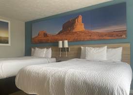 Days Inn by Wyndham Warrensburg 3