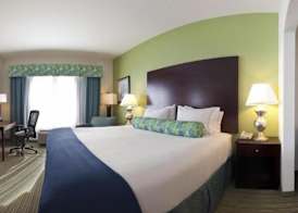 Holiday Inn Express & Suites GRAHAM by IHG 4
