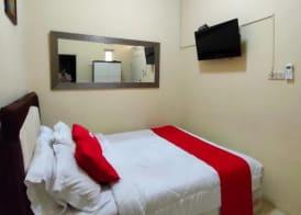 Bogor - Beautiful Room for 2 With Ac 2