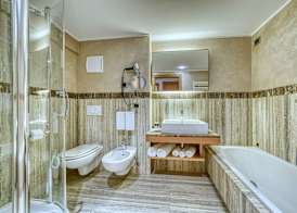 Majestic Hotel 5