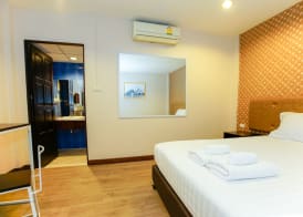 Parasol Inn Chiang Mai Old City 4