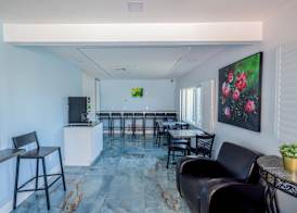 Hotel Avenida Victorville I 15 3
