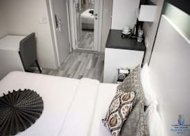 The Legend Platine Suite 2